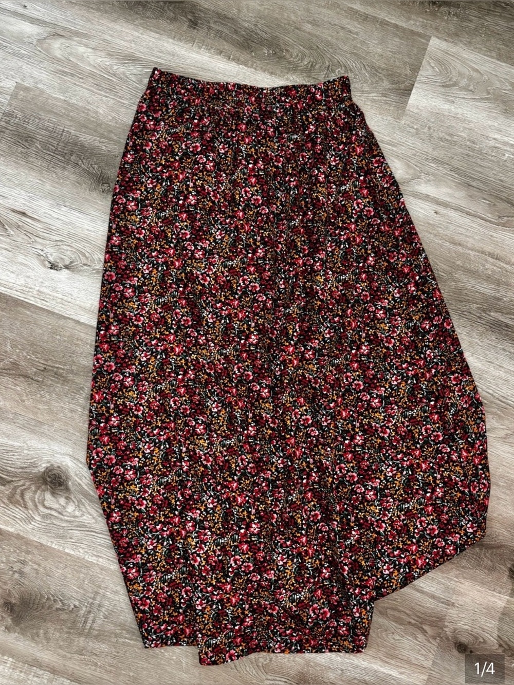 Floral Midi Skirt in Black and Pink size small